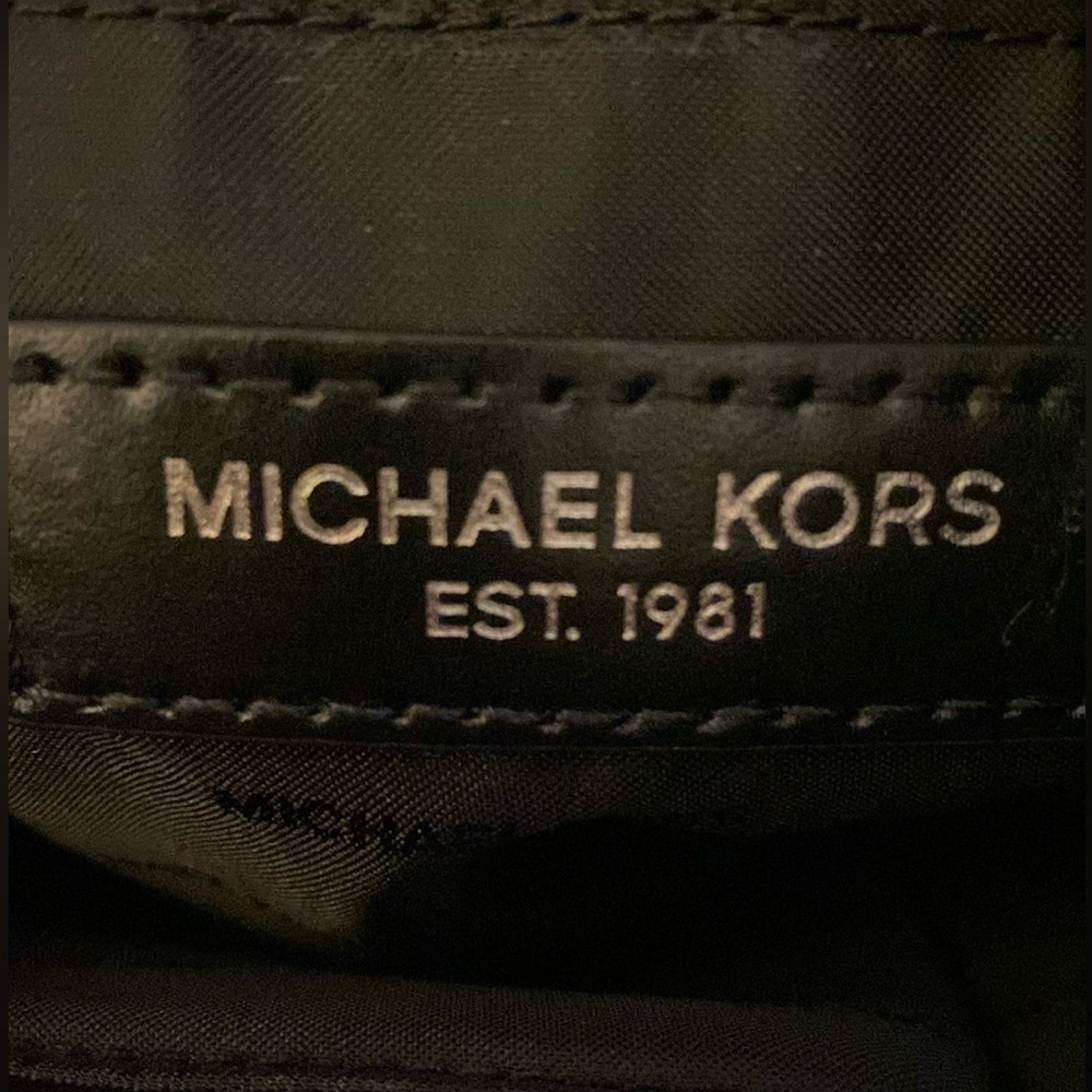 Michael Kors Kent Medium Nylon Flat Crossbody Bag NWT - Picture 11 of 12